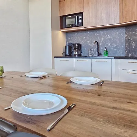 Holidayhomepl Bel Mare 521f Z 2 Sypialniami I Balkonem Apartmán Miedzyzdroje